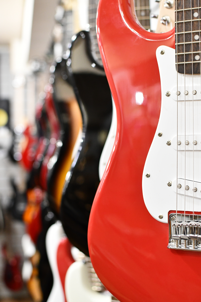 Electric,Guitars,At,Market